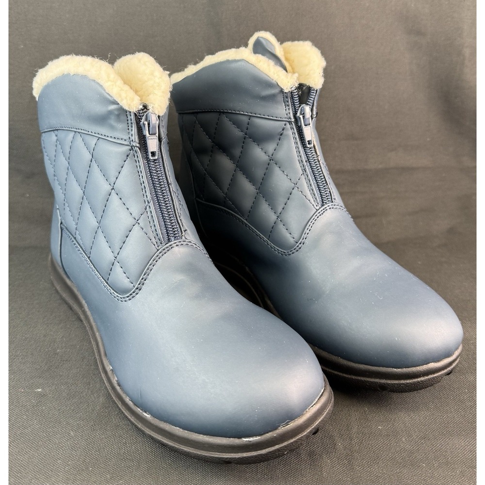 Women's Navy Blue Fur Quilted Ankle Winter/Fall Boots U.S. Size 8
